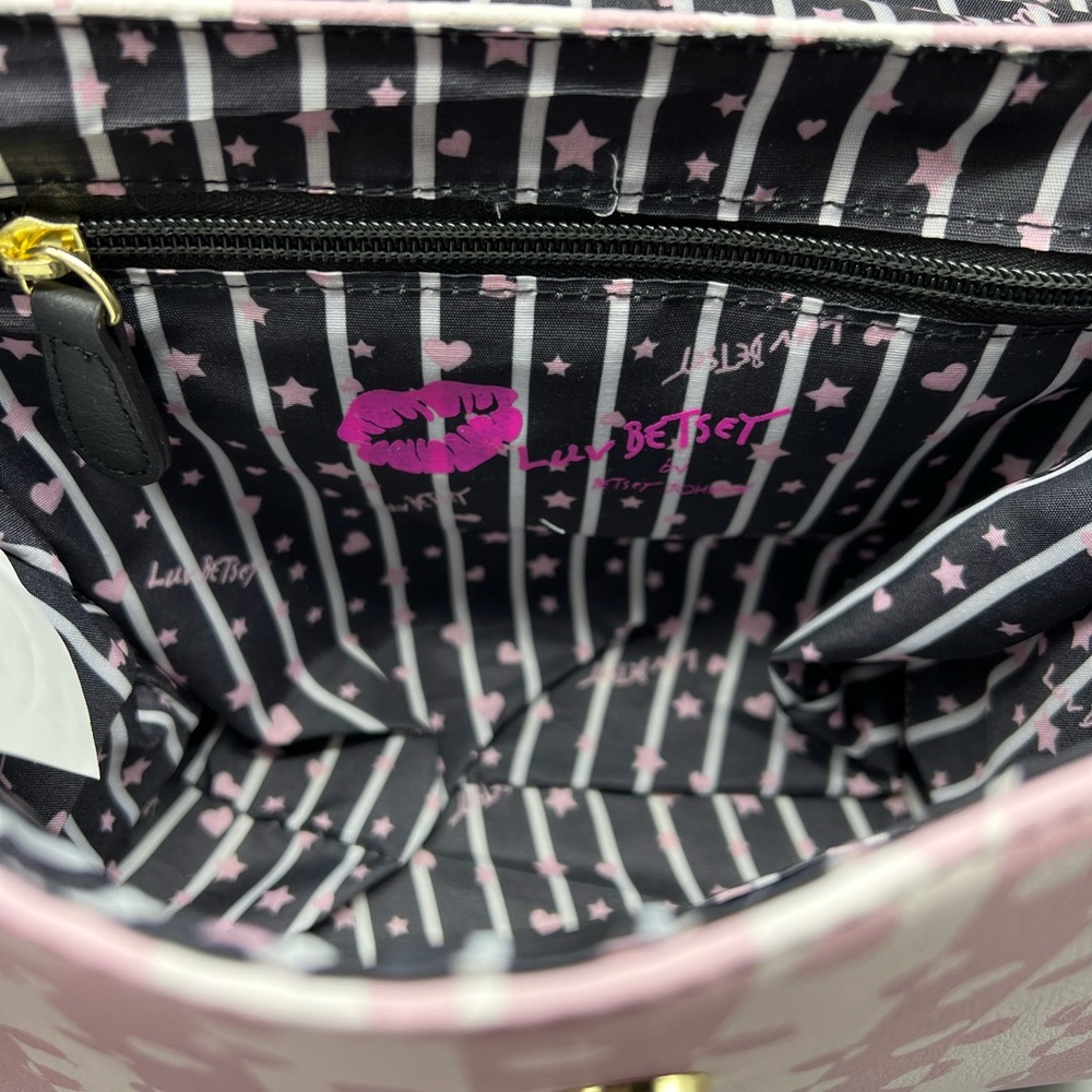 NWT 💋BETSEY JOHNSON💋 crossbody purse - Picture 8 of 10